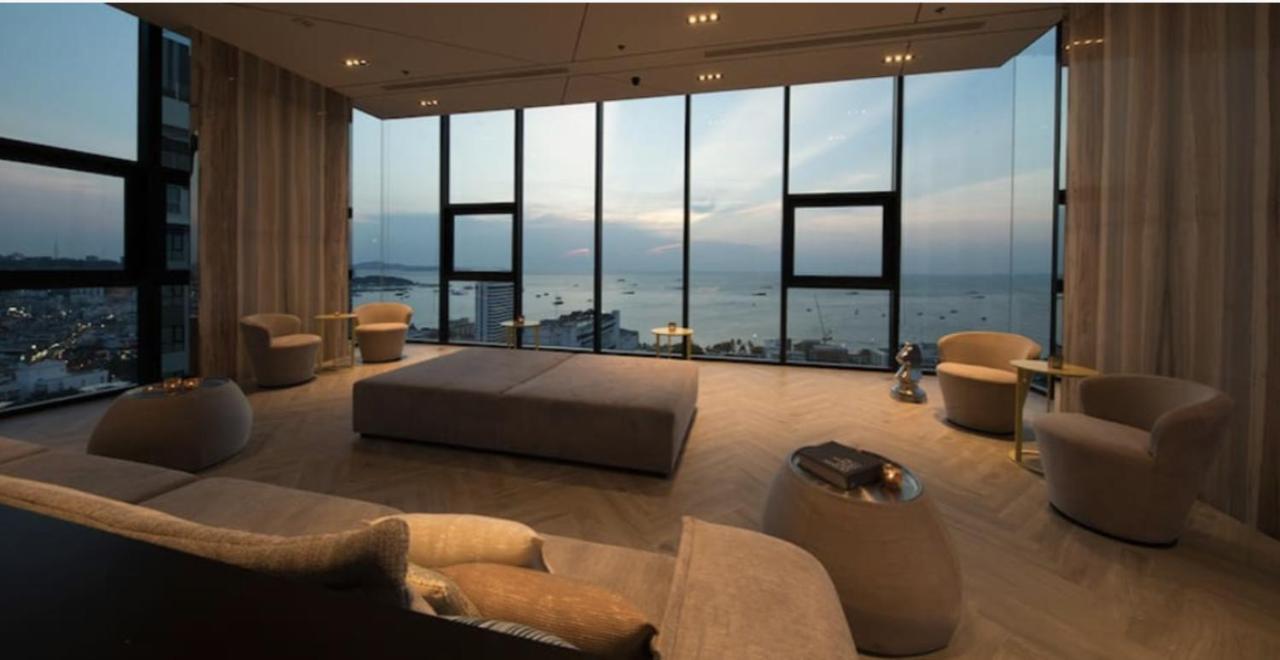 The Base Central Pattaya By Wwc Exterior foto