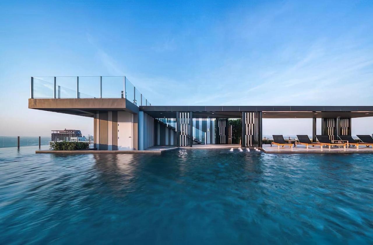 The Base Central Pattaya By Wwc Exterior foto